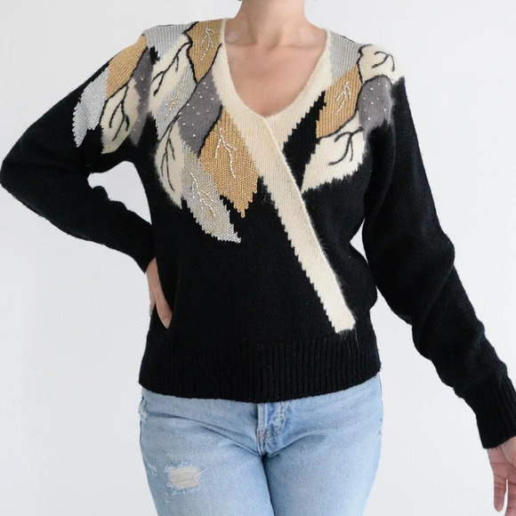 Vintage Joslen Smith  Black with Gold Detail V-Neck Sweater LG - Picture 1 of 12